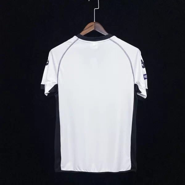 Valencia 2011-12 Home Retro Jersey - Image 3