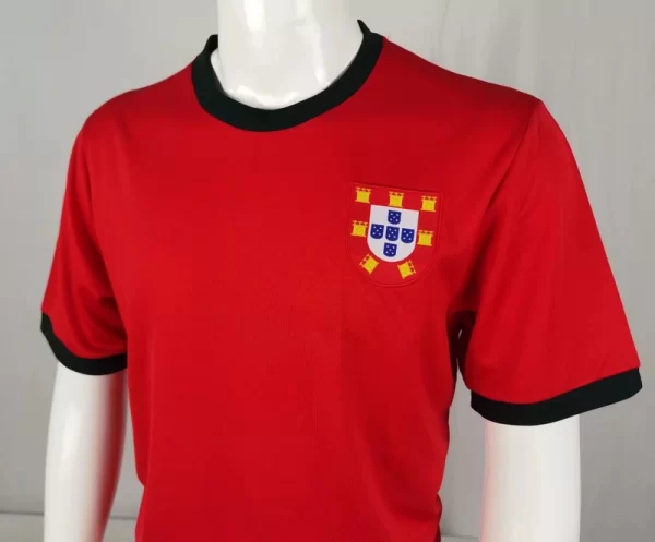 Portugal 1966-69 Home Retro Jersey - Image 4