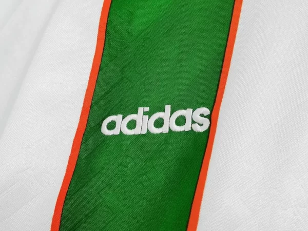 Ireland 1994-95 Away Retro Jersey - Image 6