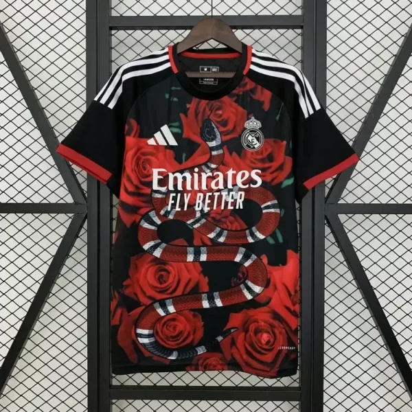 Real Madrid 2025-26 Special Edition Jersey Fan Version 6
