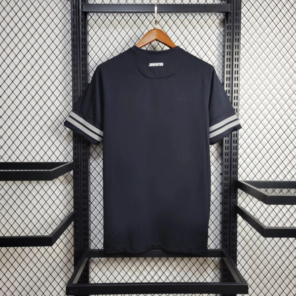Juventus 2012-13 Home Retro Jersey - Image 2
