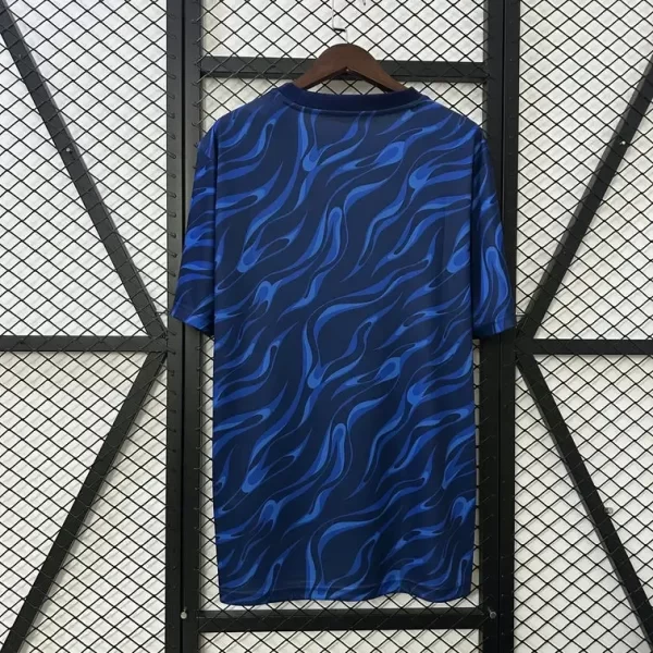 Real Madrid 2025-26 Training Jersey Fan Version 2 - Image 2