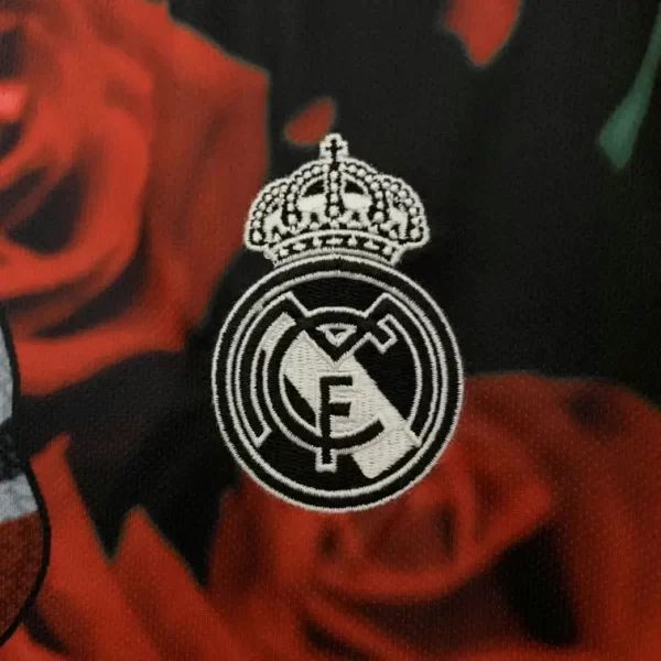 Real Madrid 2025-26 Special Edition Jersey Fan Version 6 - Image 3