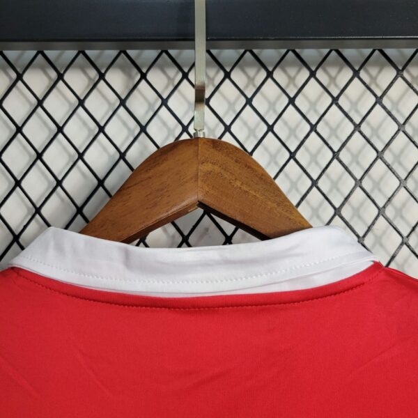 Benfica 2004-05 Retro Jersey - Image 3