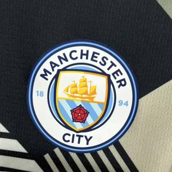 Manchester City 2025-26 Black and Yellow Concept Jersey Fan Version - Image 3