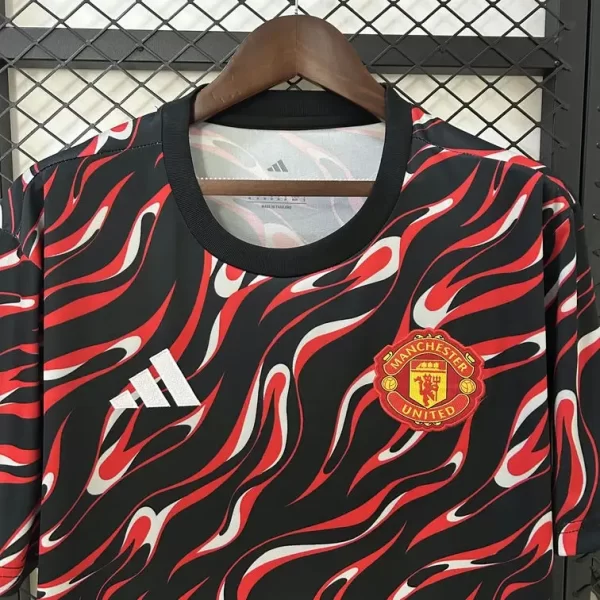Manchester United 2025-26 Special Edition Jersey Fan Version - Image 3