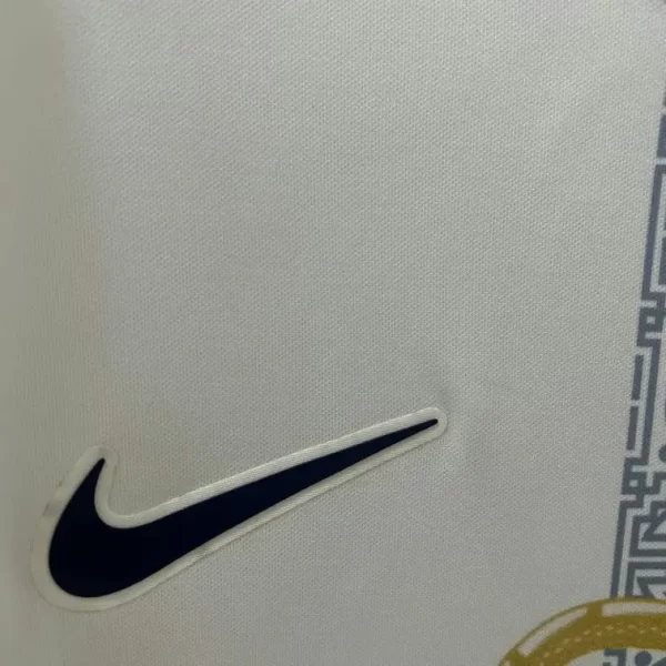 Tottenham Hotspur 2025-26 Training Jersey Fan Version - Image 3