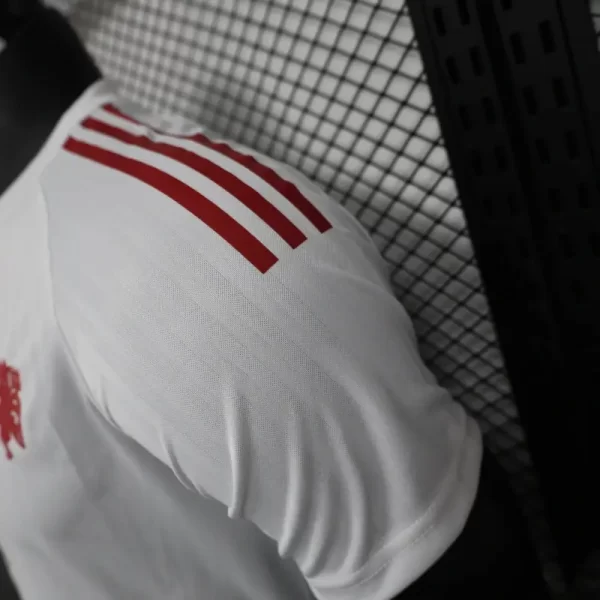 Manchester United 2025-26 Co-Branded Jersey Player Version 2 - Image 4