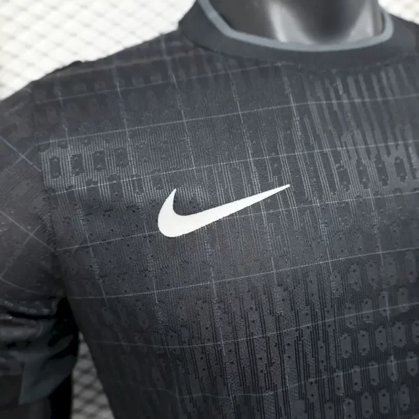 Tottenham Hotspur 2025-26 Away Jersey Player Version - Image 4