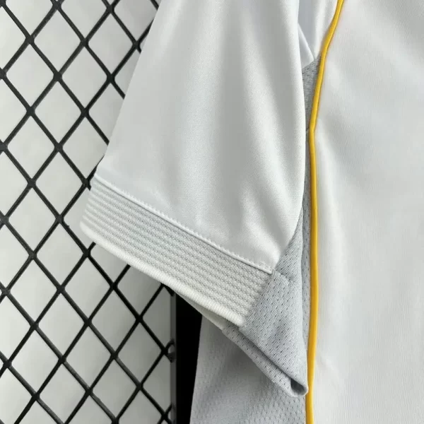 Real Madrid 2025-26 Home Jersey Fan Version - Image 4