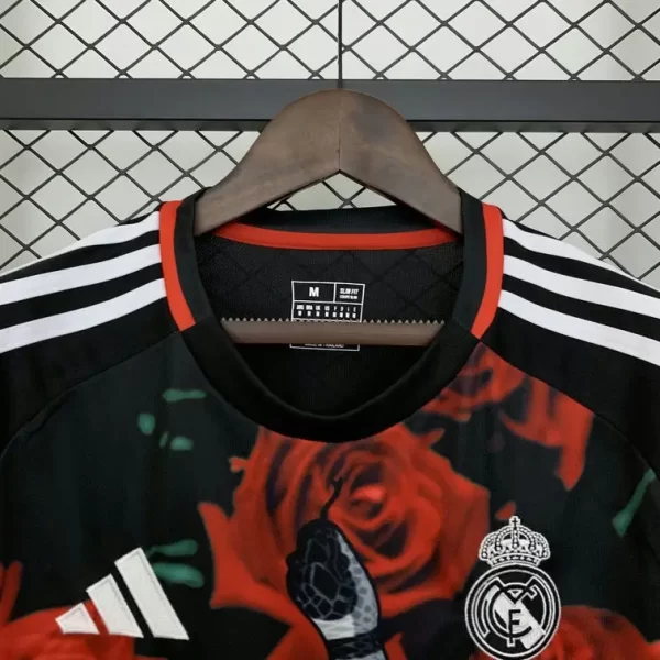 Real Madrid 2025-26 Special Edition Jersey Fan Version 6 - Image 4