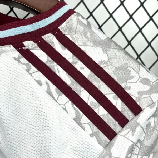 Aston Villa 2025-26 Third Jersey Fan Version - Image 4
