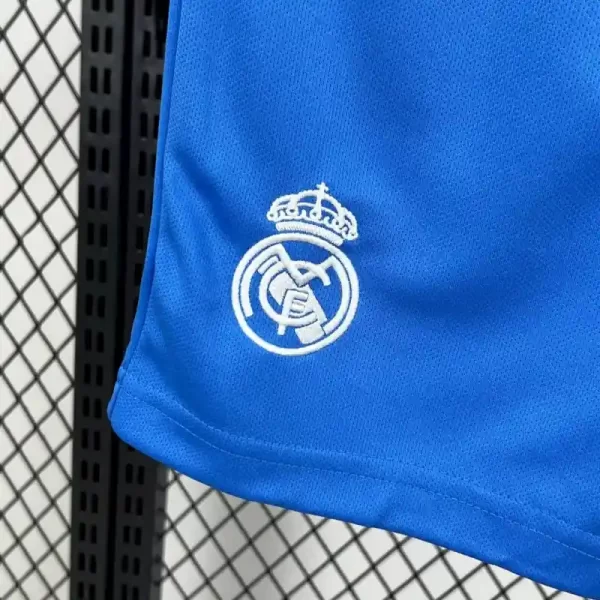 Real Madrid 2025-26 Training Kids Kit - Image 4