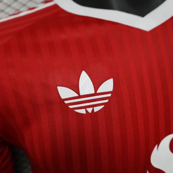 Manchester United 2025-26 Co-Branded Jersey Player Version 4 - Image 5