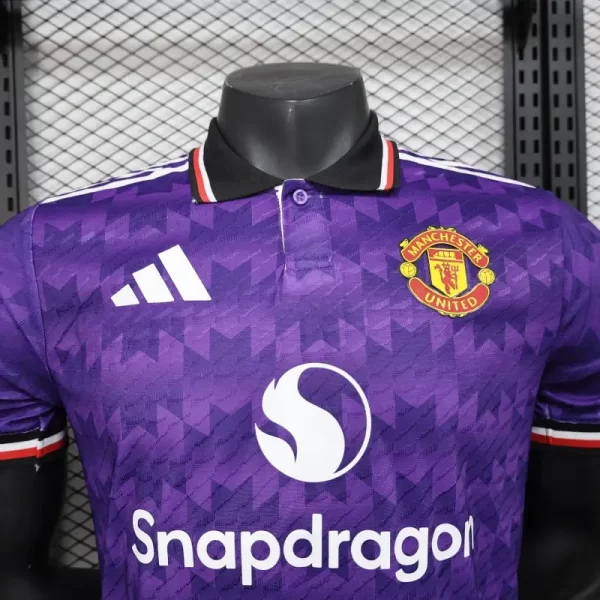 Manchester United 2025-26 Purple Special Edition Jersey Player Version - Image 5