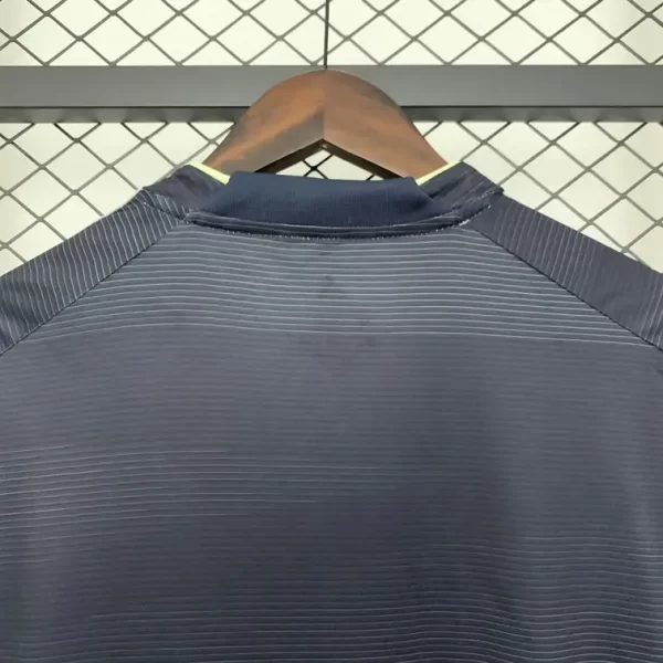 Real Madrid 2025-26 Away Jersey Fan Version - Image 7