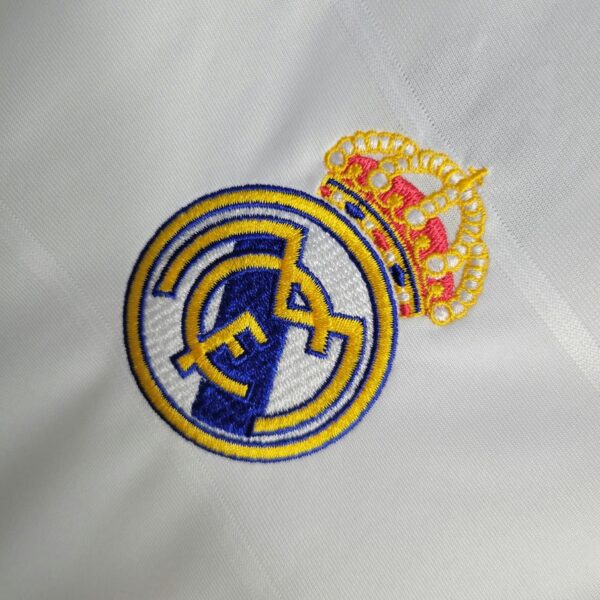 Real Madrid 2013-14 Home Long Sleeve Retro Jersey - Image 8