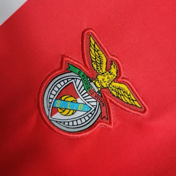 Benfica 2004-05 Retro Jersey - Image 9