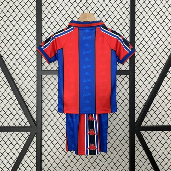 Barcelona 1995-97 Home Retro Kids Kit - Image 2