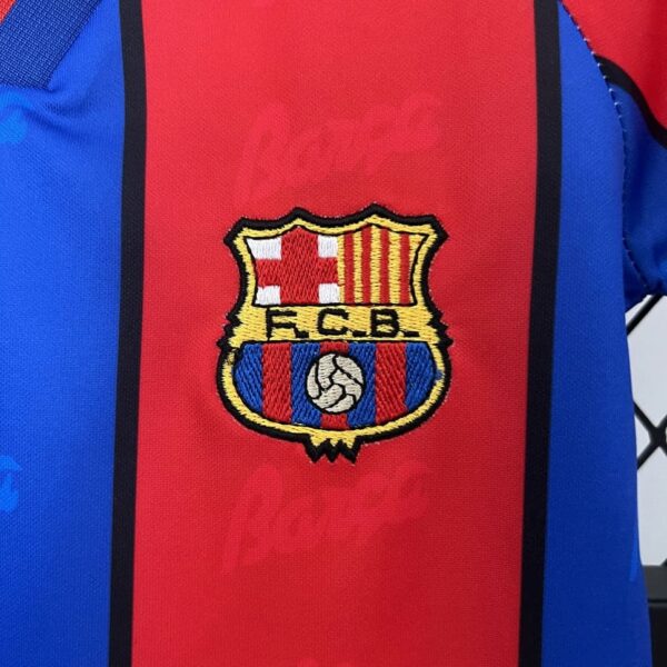 Barcelona 1995-97 Home Retro Kids Kit - Image 3