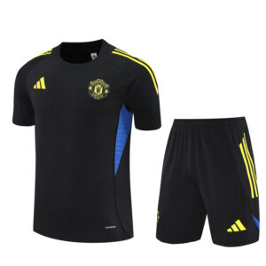 Manchester United 2025-26 Black Short Sleeve Training Kit