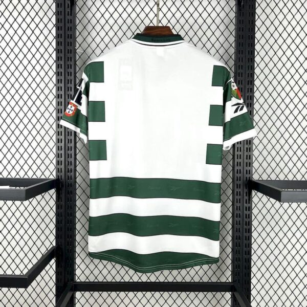 Sporting Lisbon 2000-01 Home Retro Jersey - Image 2