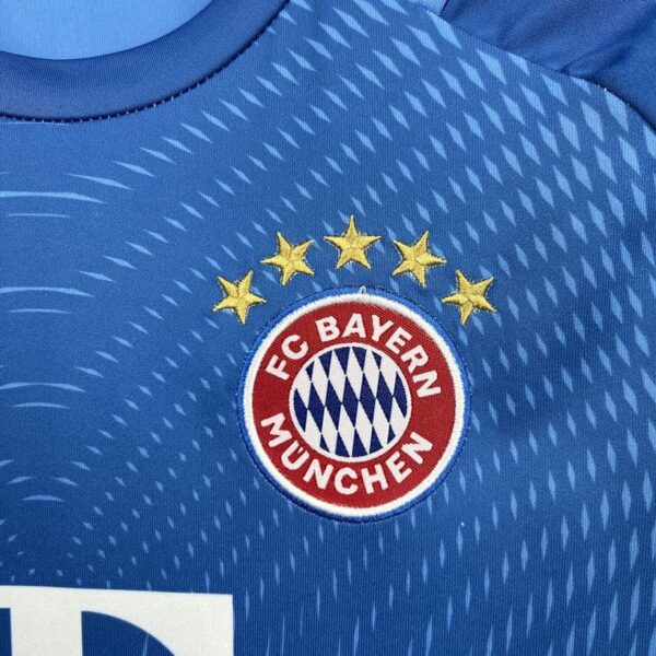 Bayern Munich 2025-26 Blue Goalkeeper Kids Kit - Image 3