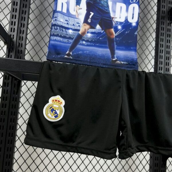 Cristiano Ronaldo 2025-26 Real Madrid 2013 Tribute Kids Kit - Image 4