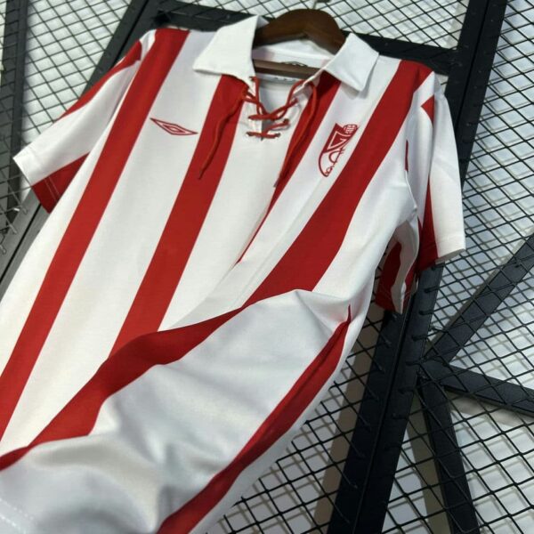 Granada 2005-06 Home Retro Jersey - Image 4