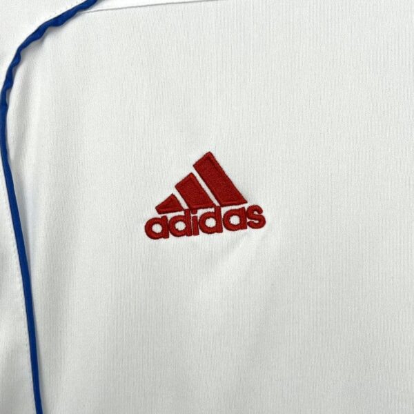 Bayern Munich 2025-26 Leisure Jersey - Image 4