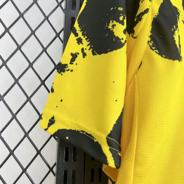 Borussia Dortmund 2025-26 Black Brushstroke Graphic Special Edition Jersey - Image 4