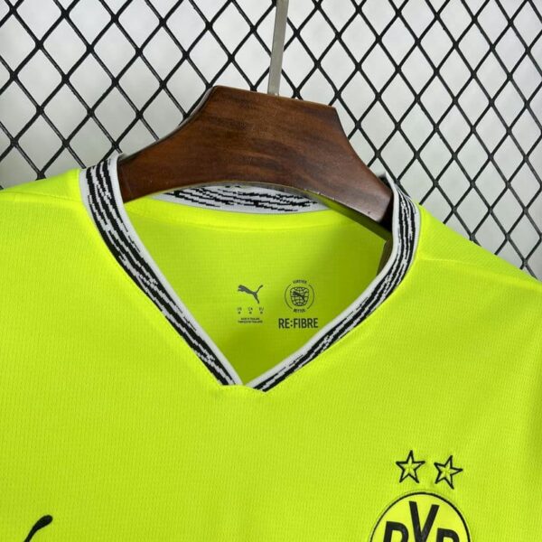 Borussia Dortmund 2025-26 Neon Yellow Goalkeeper Long Sleeves Special Edition Jersey - Image 4