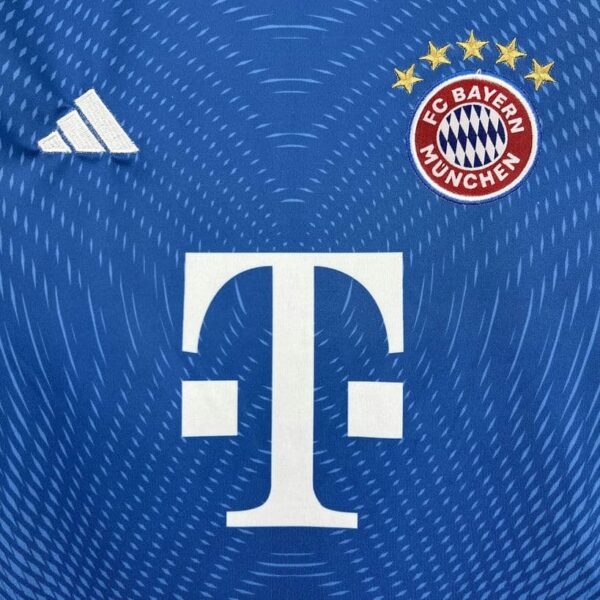 Bayern Munich 2025-26 Blue Goalkeeper Kids Kit - Image 5