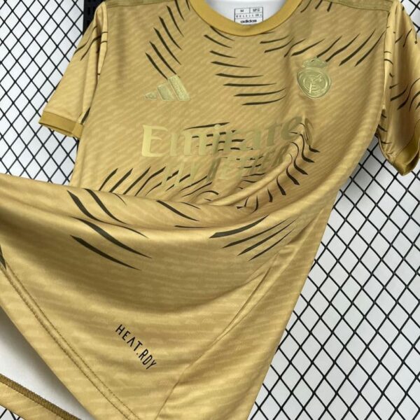 Real Madrid 2025-26 Gold Pre-Match Training Jersey - Image 6