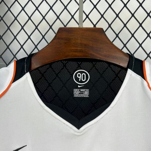Valencia CF 2004-05 Home Retro Jersey - Image 7